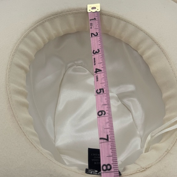 NWT Madden NYC Cream Wide Brim Felt Western Cowboy Cowgirl Hat with Hat Band - Picture 10 of 10